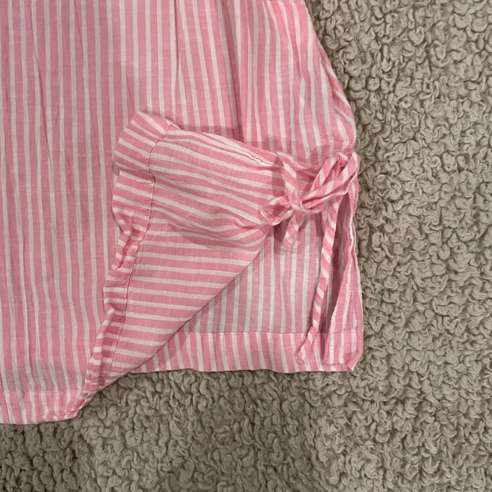 White and pink striped tank
